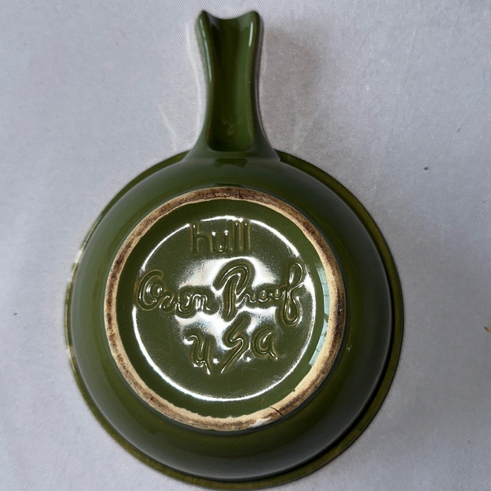 Hull oven proof  handle bowl